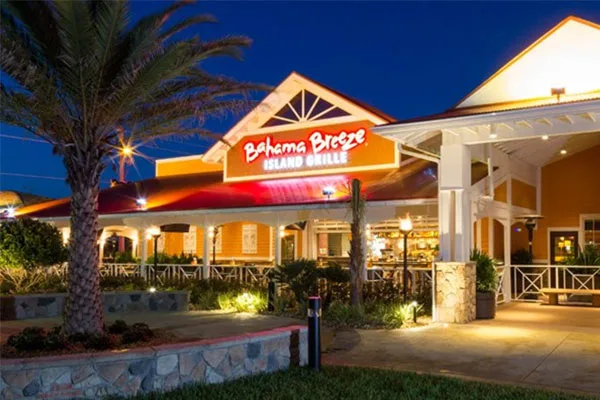 About Bahama Breeze 